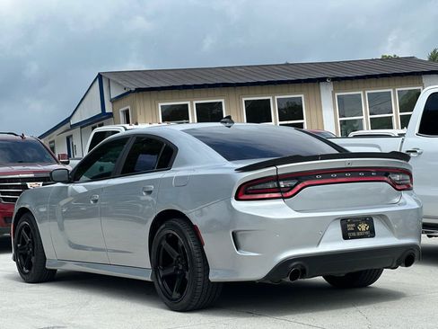 Used 2020 Dodge Charger R/T RWD image 5