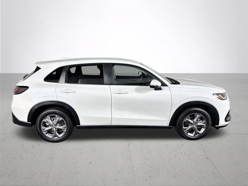 Used 2026 Honda HR-V LX image 5