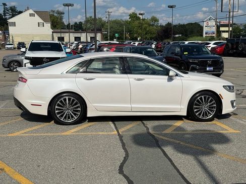 Used 2017 Lincoln MKZ Select w/ Select Plus Package AWD/4WD image 7