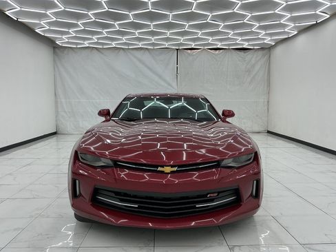 Used 2017 Chevrolet Camaro LT RWD image 5