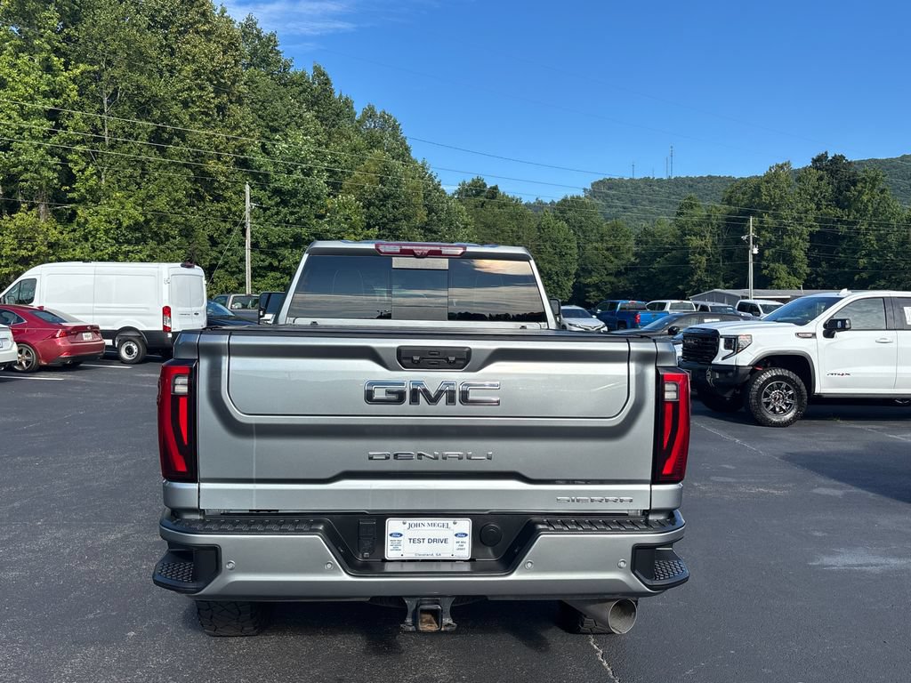 Used 2024 GMC Sierra 2500 Denali Ultimate w/ Max Trailering Package AWD/4WD image 6