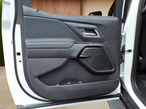 New 2026 Chevrolet Silverado EV LT AWD/4WD image 21