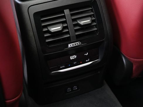 Certified 2025 BMW X4 xDrive30i AWD/4WD image 28