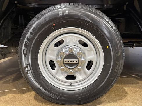 Used 2024 Ford F250 XL w/ XL Chrome Package RWD image 44