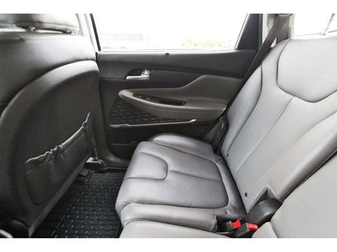 Used 2020 Hyundai Santa Fe Limited image 13