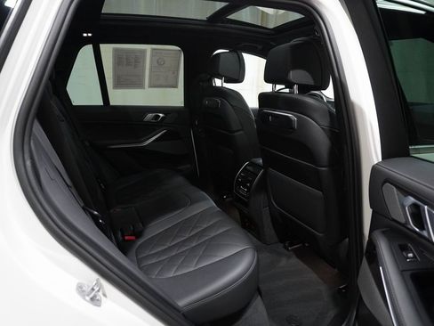 Used 2024 BMW X5 xDrive50e image 14