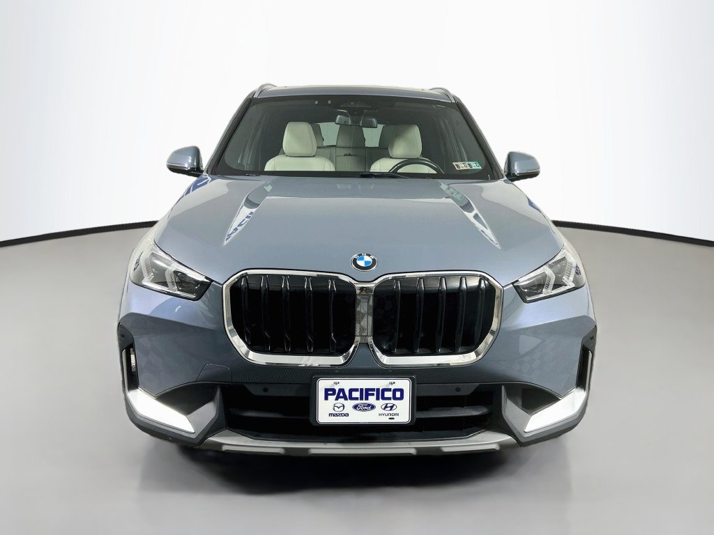 Used 2023 BMW X1 xDrive28i w/ Convenience Package AWD/4WD image 3