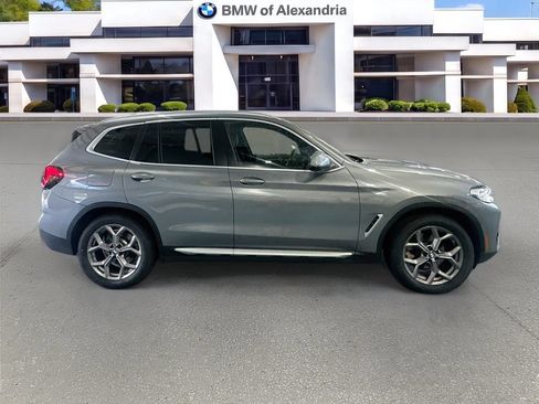 Used 2023 BMW X3 xDrive30i w/ Premium Package AWD/4WD image 4