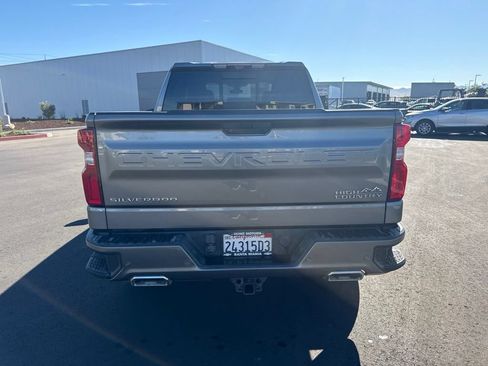 Used 2021 Chevrolet Silverado 1500 High Country w/ Technology Package AWD/4WD image 15