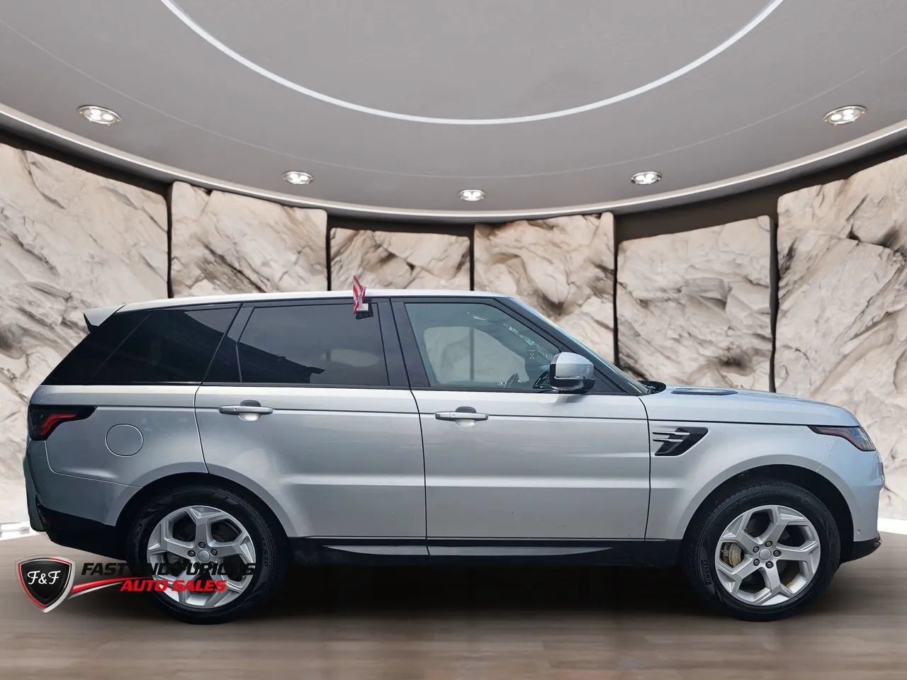 Used 2020 Land Rover Range Rover Sport HSE AWD/4WD image 4