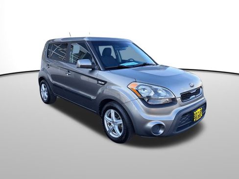 Used 2013 Kia Soul Base image 8