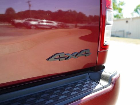 Used 2020 RAM 3500 Big Horn w/ Night Edition image 19