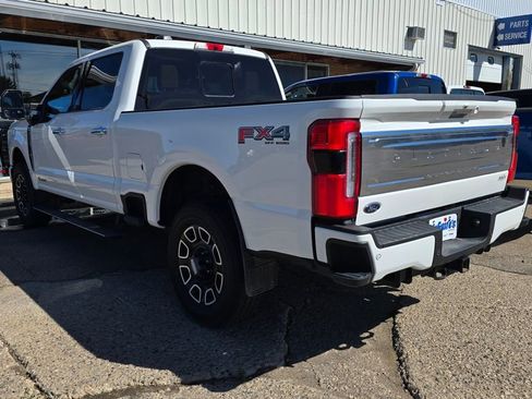 Used 2024 Ford F350 Platinum w/ FX4 Off-Road Package AWD/4WD image 9