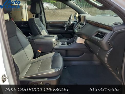 Used 2024 Chevrolet Tahoe Premier AWD/4WD image 23