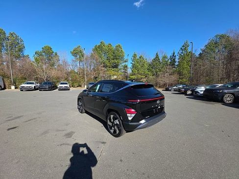 New 2026 Hyundai Kona Limited FWD image 16