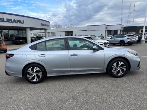 Certified 2025 Subaru Legacy Premium w/ Popular Package #1A image 8