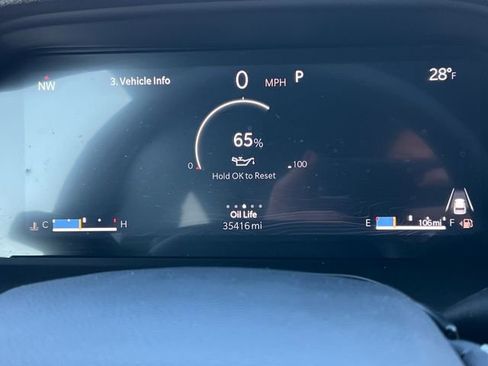 Used 2025 Jeep Grand Cherokee Altitude image 19