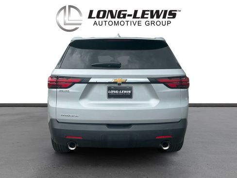 Used 2022 Chevrolet Traverse LS FWD image 5