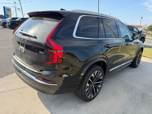 Used 2025 Volvo XC90 B6 Plus w/ Protection Package Premier AWD/4WD image 12
