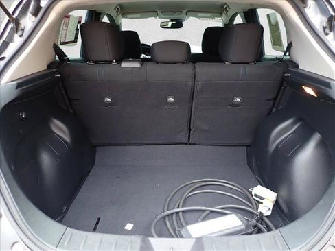 Used 2020 Nissan Leaf SV w/ SV Technology Package FWD image 8
