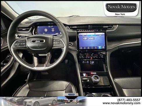 Used 2023 Jeep Grand Cherokee L Limited image 20