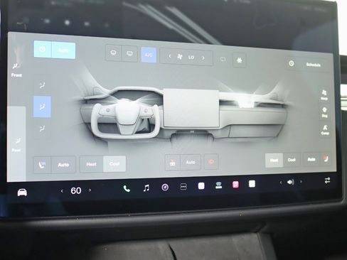 Used 2022 Tesla Model X image 19