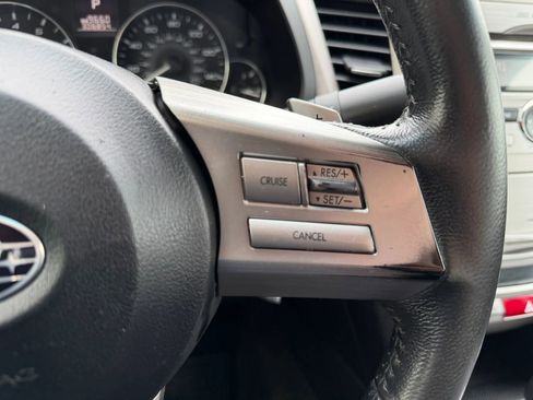 Used 2011 Subaru Legacy 2.5i Limited AWD/4WD image 22