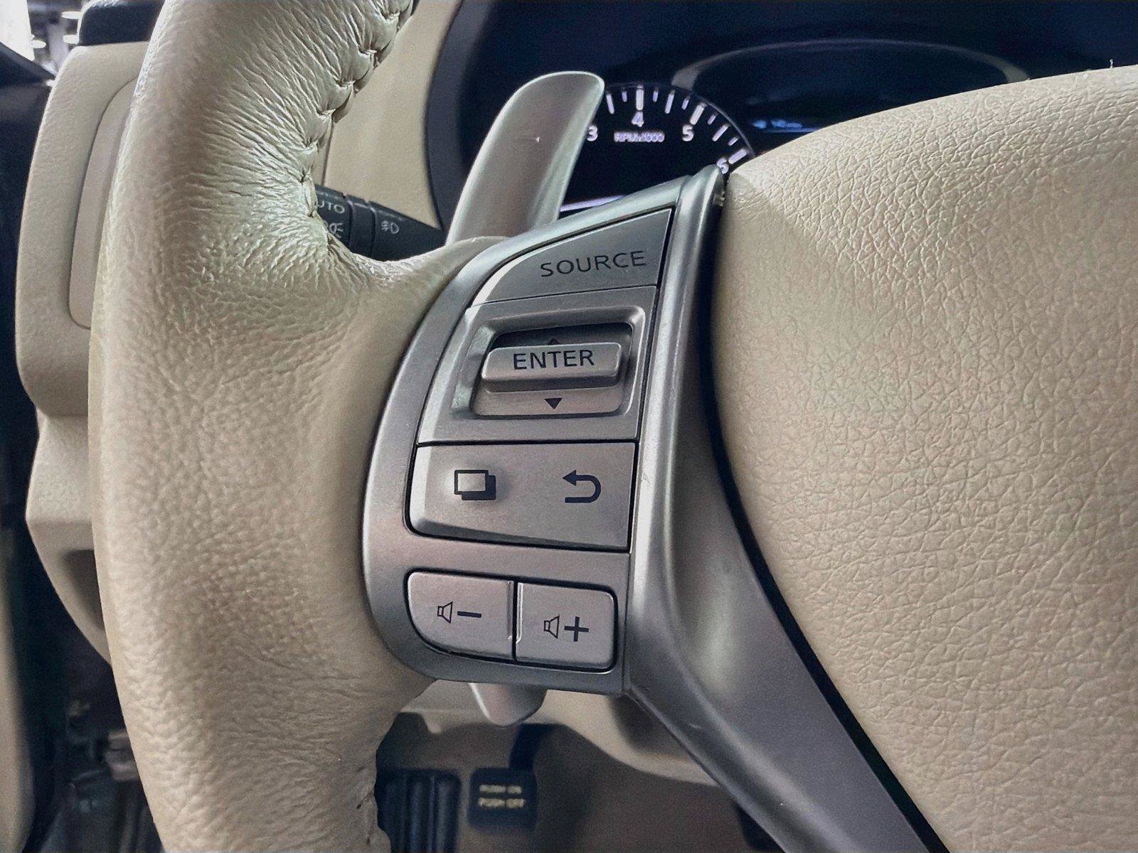 Used 2013 Nissan Altima 3.5 SL w/ Technology Pkg FWD image 40