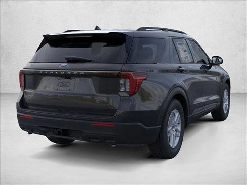 New 2026 Ford Explorer Active image 8