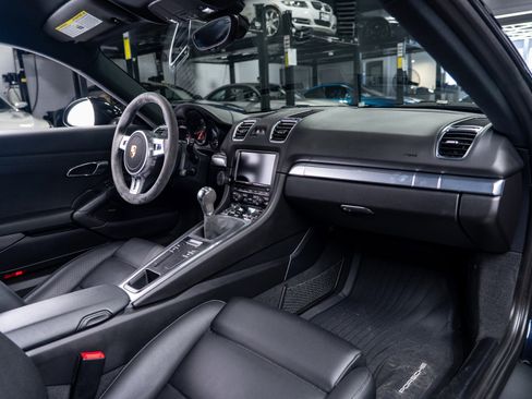 Used 2016 Porsche Cayman image 58
