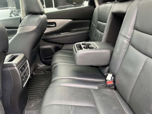 Used 2017 Nissan Murano Platinum w/ Platinum Technology Package image 18