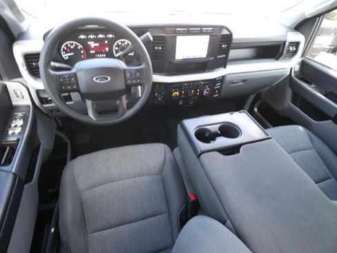 Used 2024 Ford F250 XL w/ STX Appearance Package AWD/4WD image 6