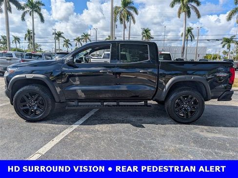 Used 2023 Chevrolet Colorado Trail Boss w/ Technology Package image 4