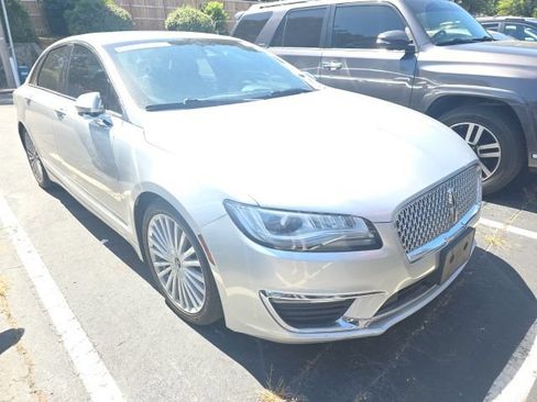 Used 2017 Lincoln MKZ Reserve w/ Climate Package AWD/4WD image 3