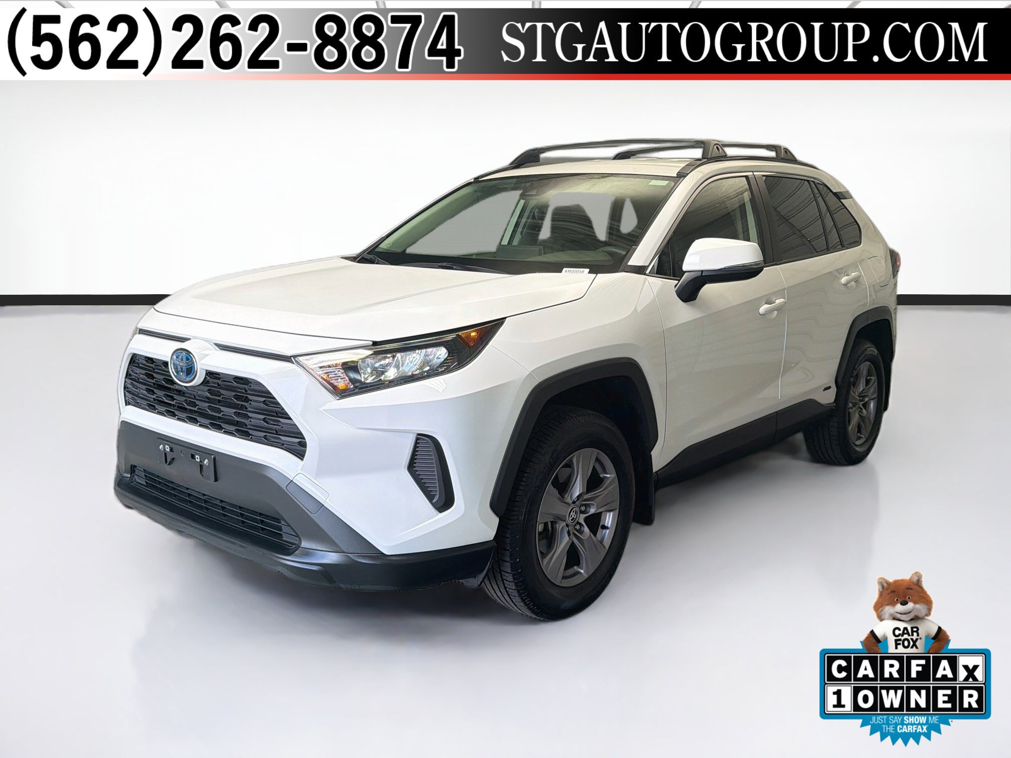 Used 2022 Toyota RAV4 LE AWD/4WD image 1