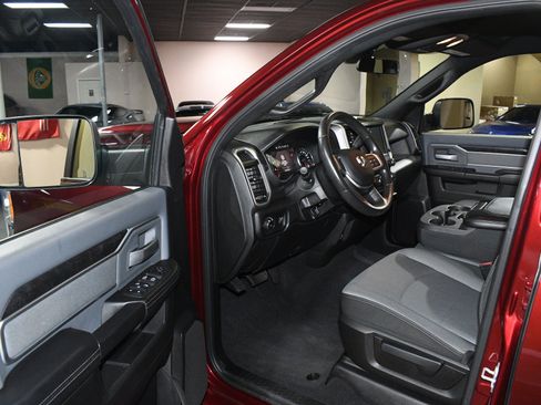 Used 2022 RAM 2500 Big Horn AWD/4WD image 47