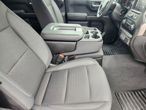 Used 2025 Chevrolet Silverado 1500 Custom RWD image 15