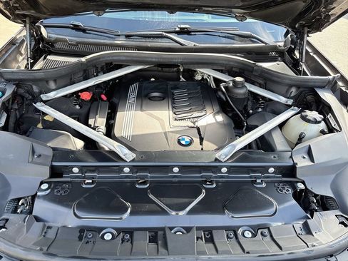 Used 2019 BMW X7 xDrive40i w/ Premium Package AWD/4WD image 33