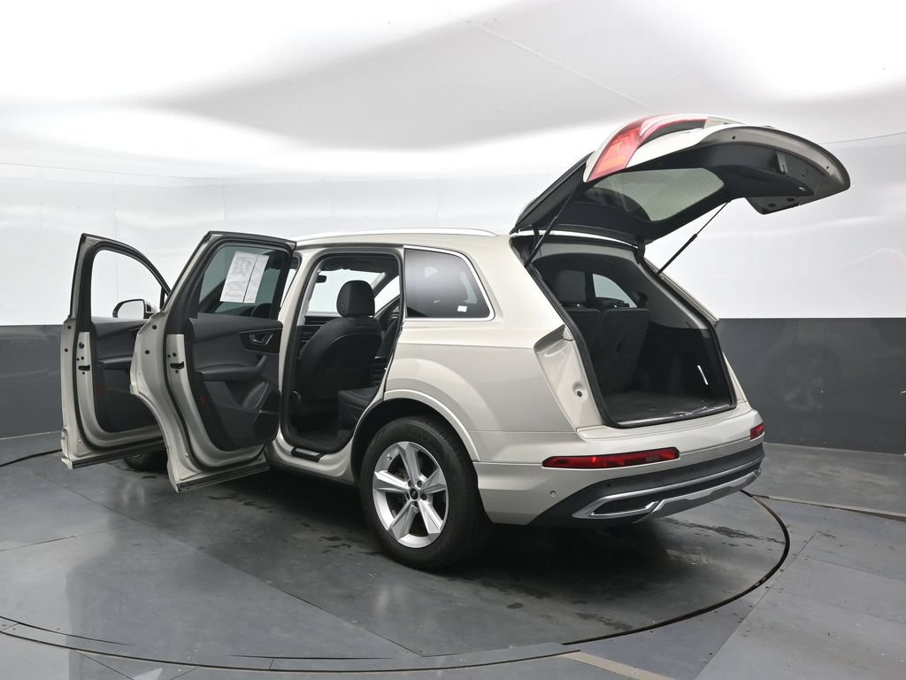Used 2022 Audi Q7 2.0T Premium Plus w/ Premium Plus Package AWD/4WD image 50