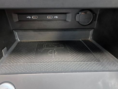 Certified 2022 Volkswagen Taos SE AWD/4WD image 33