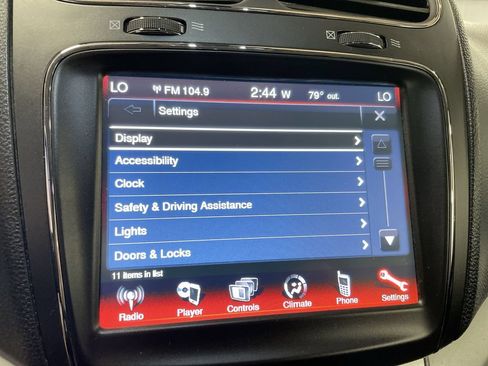 Used 2019 Dodge Journey SE FWD image 29