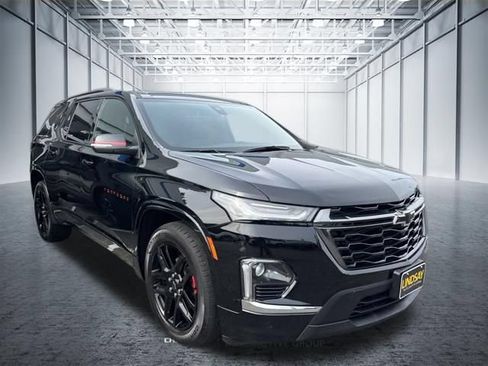 Used 2023 Chevrolet Traverse Premier w/ Redline Edition AWD/4WD image 31