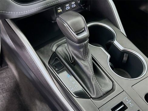 Used 2023 Toyota Highlander XLE image 28