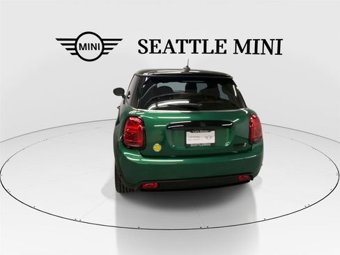Certified 2024 MINI Cooper SE image 9