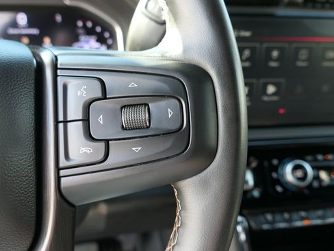 Used 2024 GMC Sierra 2500 AT4 w/ AT4 Preferred Package image 15