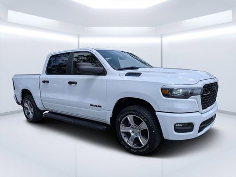 Used 2025 RAM 1500 Tradesman AWD/4WD image 1