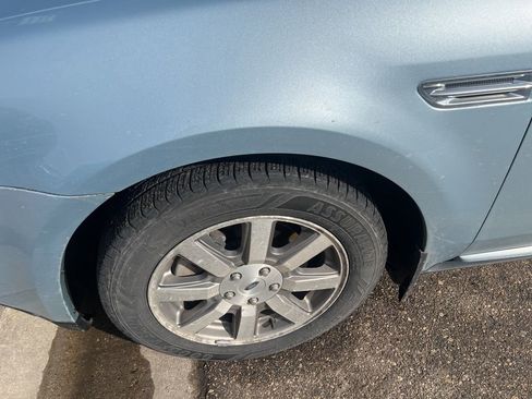 Used 2008 Ford Taurus SEL image 6