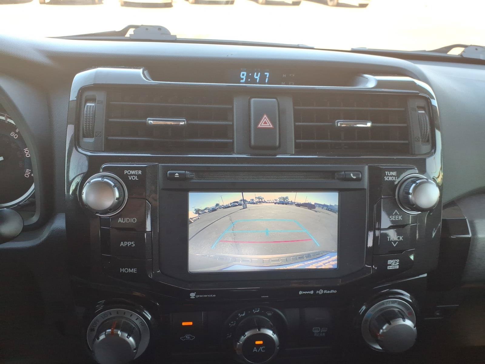 Used 2018 Toyota 4Runner TRD Off-Road AWD/4WD image 23