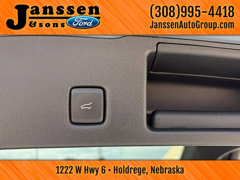 Used 2024 Ford Escape Active w/ Tech Pack #1 AWD/4WD image 10