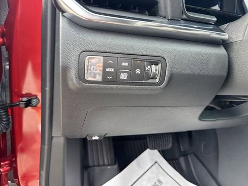 New 2026 GMC Terrain Elevation w/ Elevation Premium Package AWD/4WD image 17